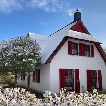 Prázdninový dům Klatschmohn Mit Sauna & Garten Glowe